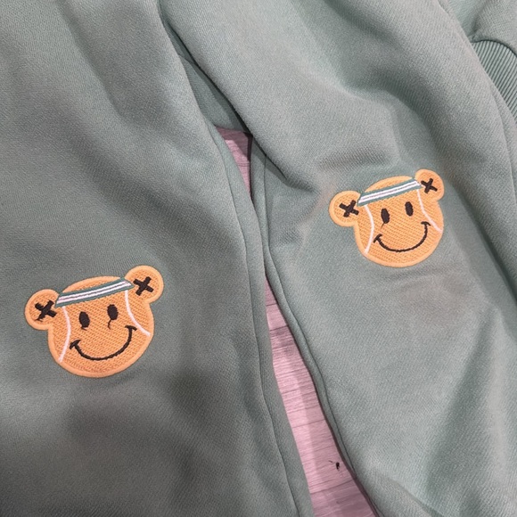 Hux Set - Picture 3 of 4